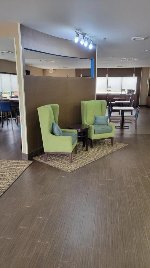 Comfort Suites Macon Ngoại thất bức ảnh