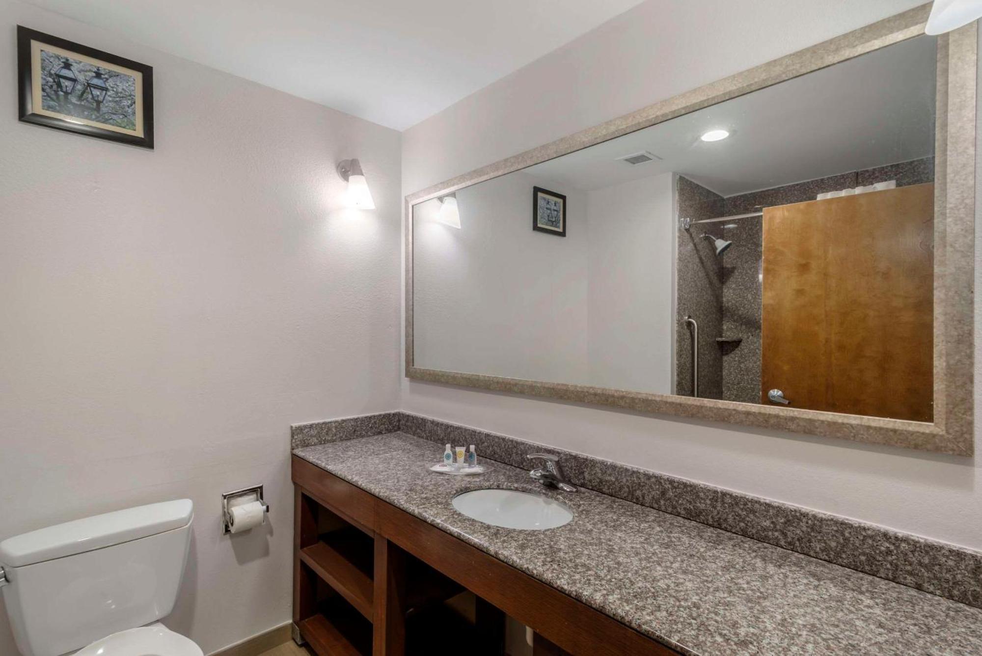 Comfort Suites Macon Ngoại thất bức ảnh